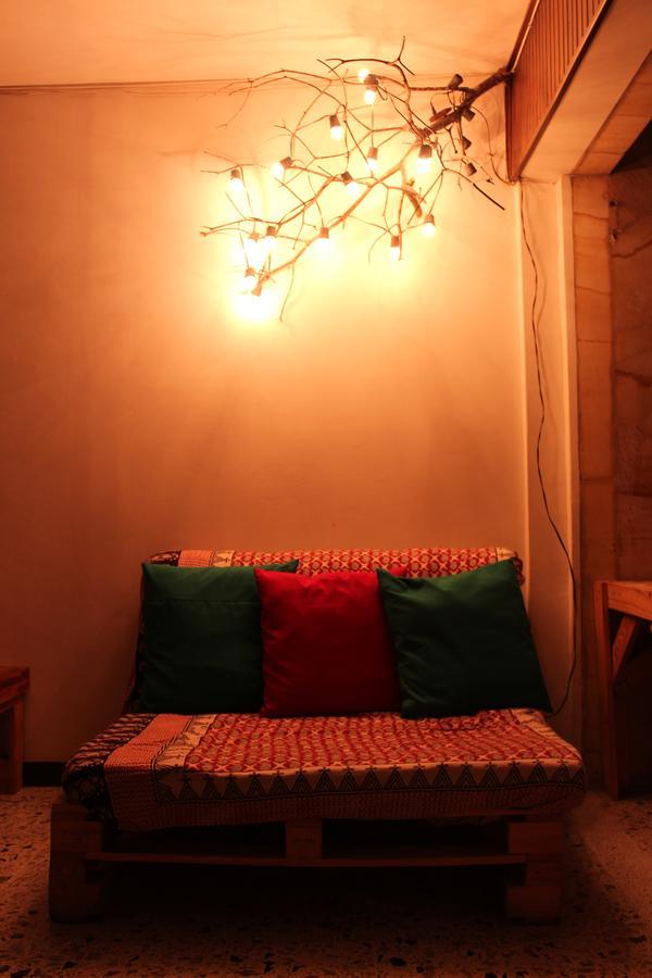 מדיין Hostal Rich מראה חיצוני תמונה
